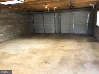 2 Car Garage