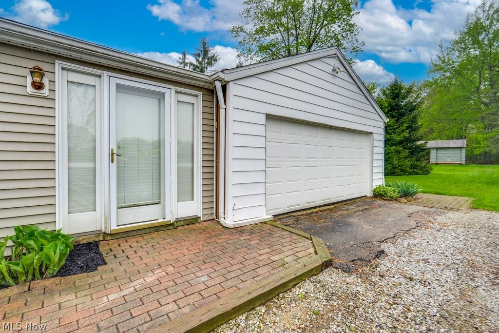 8764 Ravenna Road Chardon, OH 44024 - Photo 25 of 33