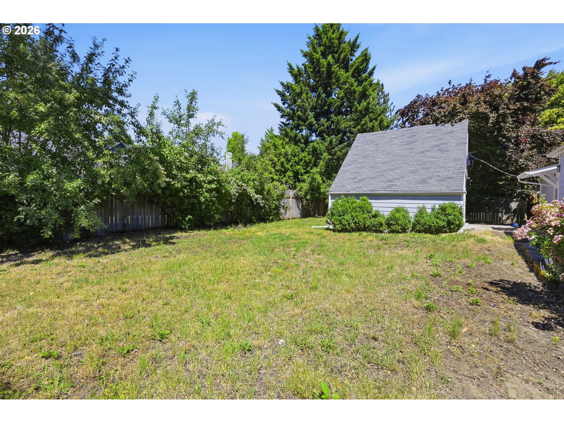 301 Irving Road Eugene, OR 97404 - Photo 36 of 43