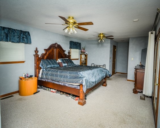 1800 Forbes Road Vincennes, IN 47591 - Photo 3 of 13 Gallery Image 3