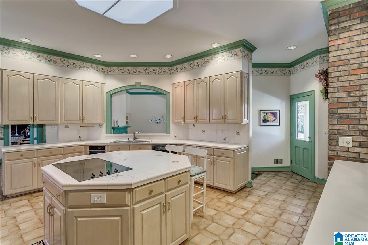 4440 Caldwell Mill Road Birmingham, AL 35243 - Photo 21 of 50