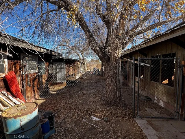 $599,900 | 33048 223rd Street East, Llano, CA 93544