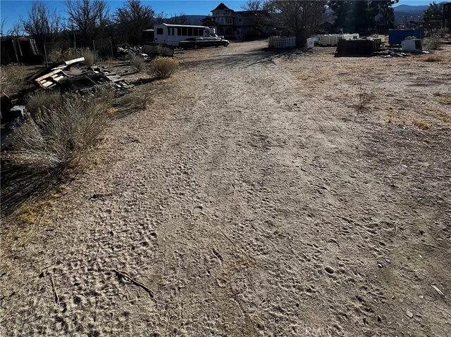 $599,900 | 33048 223rd Street East, Llano, CA 93544