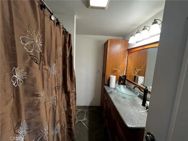 $599,900 | 33048 223rd Street East, Llano, CA 93544