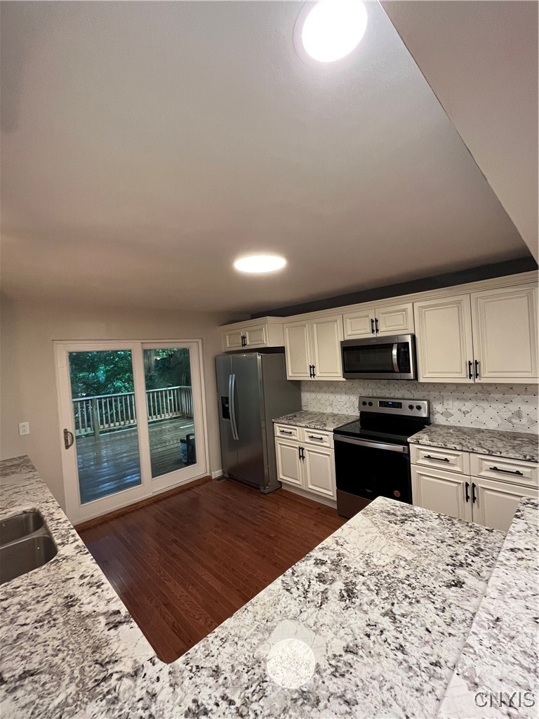 2814 Lafayette Road LaFayette, NY 13084 - Photo 7 of 24