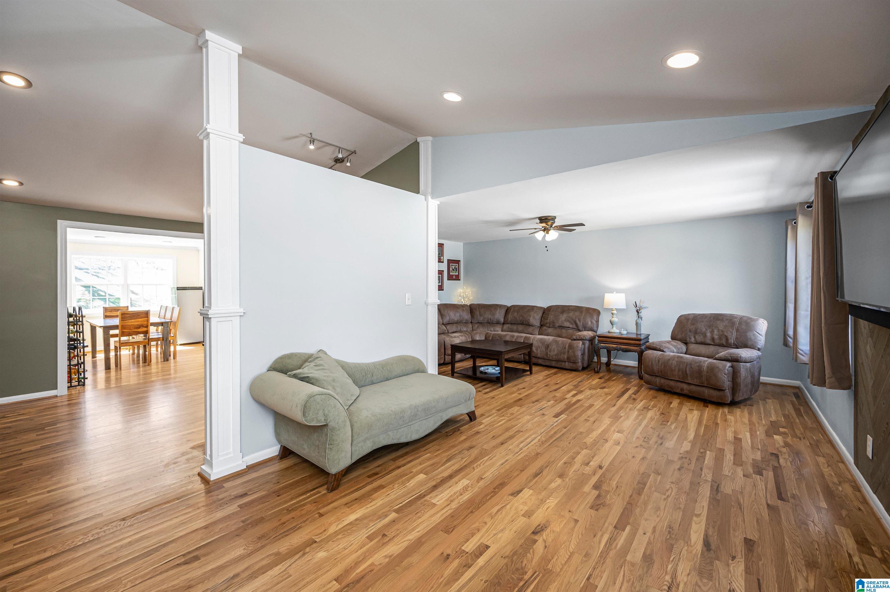 1424 Annie Lee Road Trussville, AL 35173 - Photo 5 of 42
