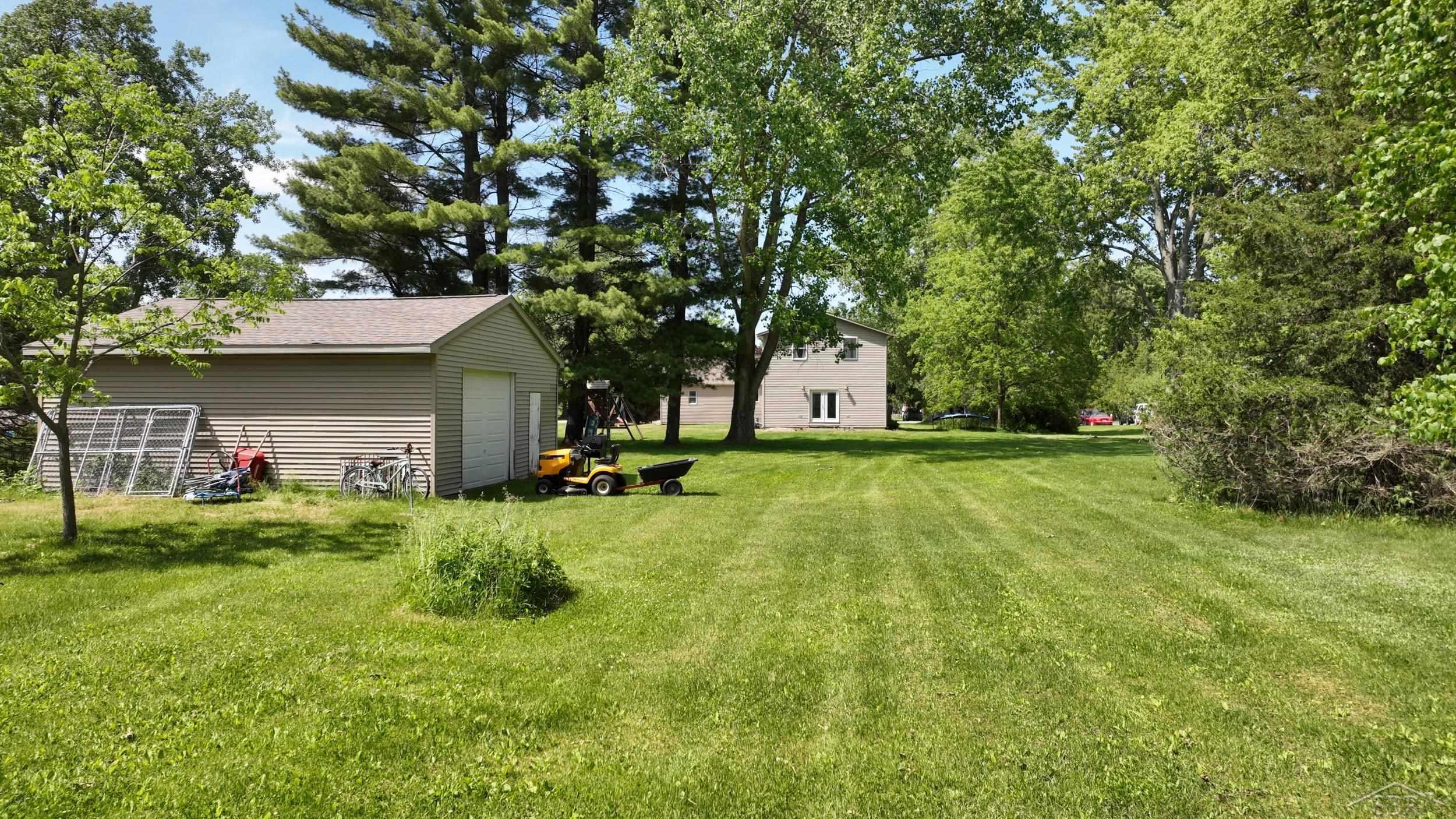 22359 Gratiot Road Merrill, MI 48637 - Photo 10 of 34