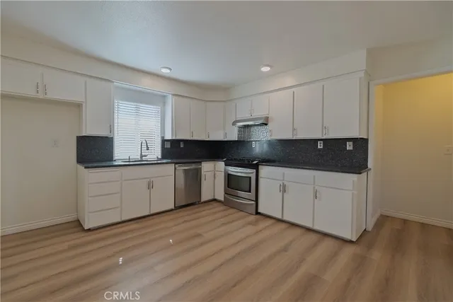 $459,990 | 14664 Walnut Street, Hesperia, CA 92345