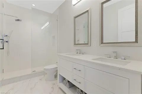 $1,699,000 | 850 Central Avenue, Unit 208, Naples, FL 34102