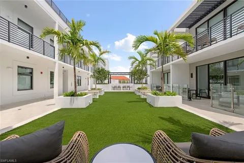 $1,699,000 | 850 Central Avenue, Unit 208, Naples, FL 34102
