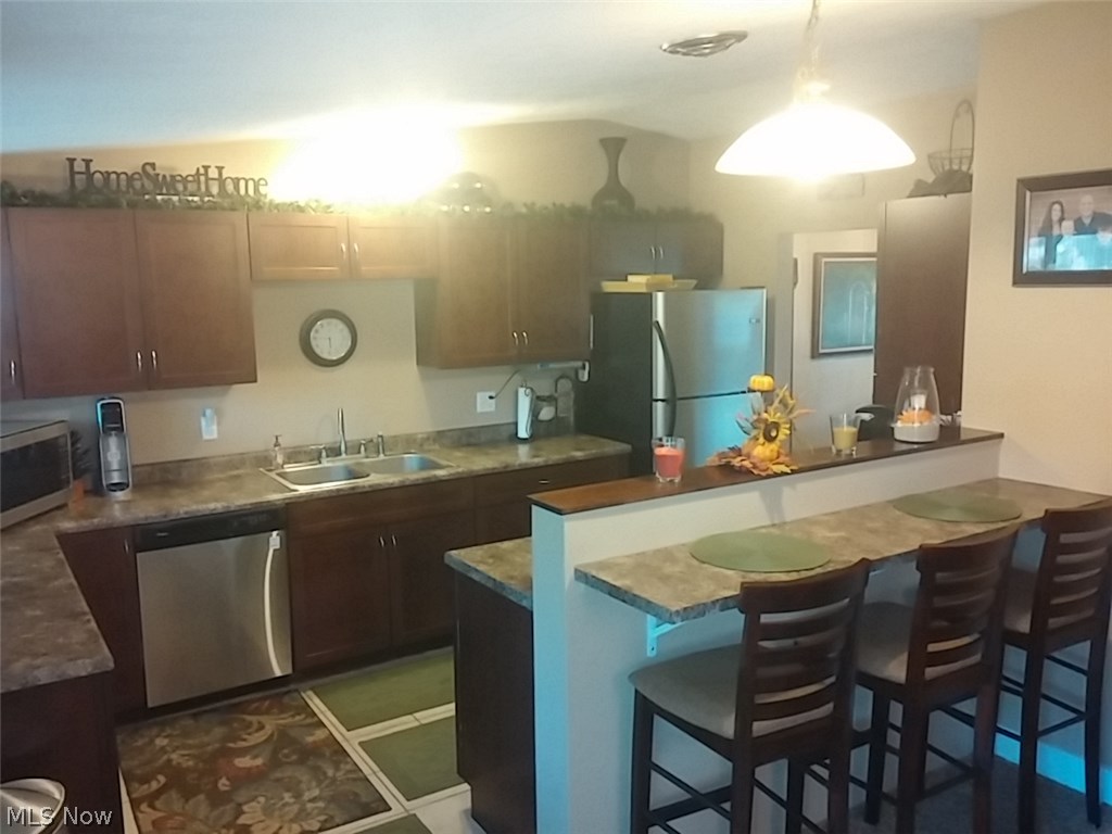4621 Pleasant Hills Road Northwest Canton, OH 44708 - Photo 6 of 21 Gallery Image 6