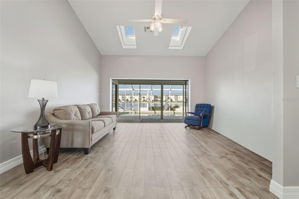 1524 Kinglet Drive Punta Gorda, FL 33950 - Photo 8 of 43