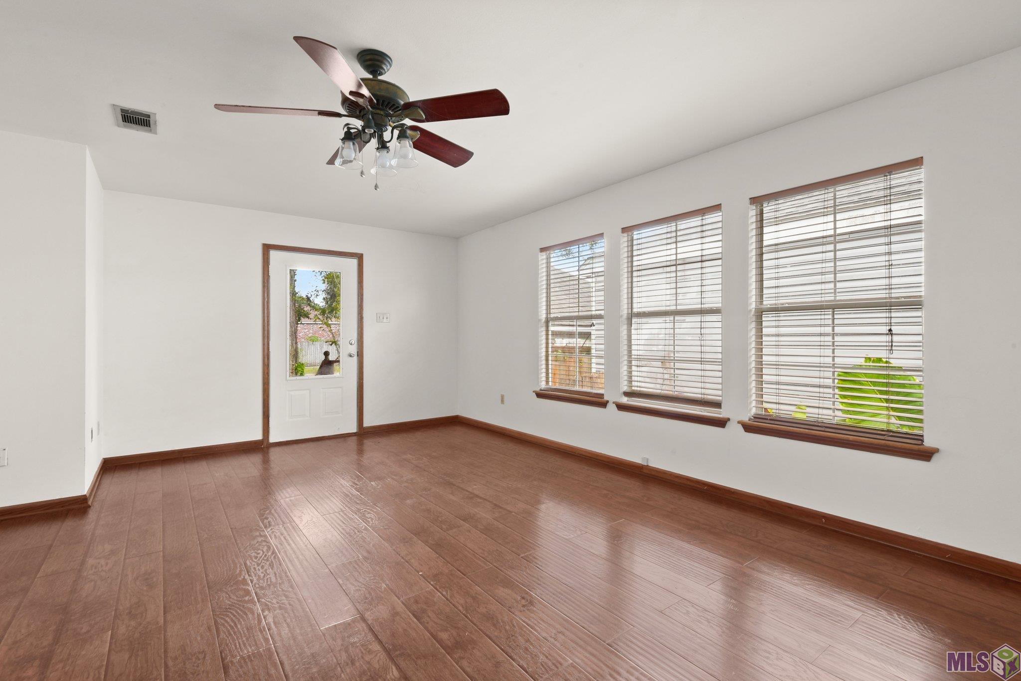 10212 Ridgehaven Avenue Baton Rouge, LA 70810 - Photo 4 of 15