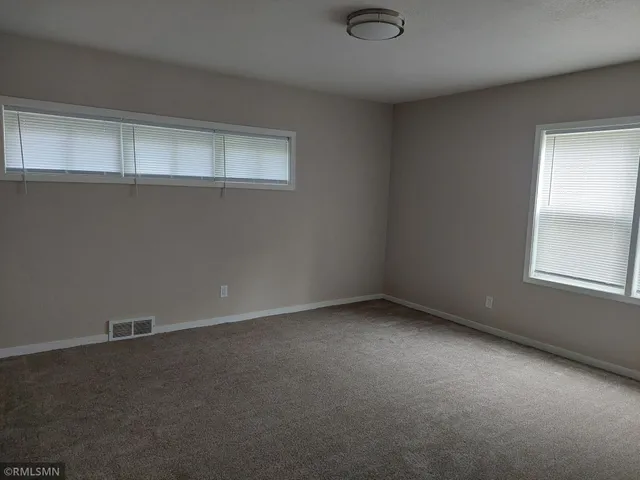 $264,895 | 528 20th Street, Red Wing, MN 55066