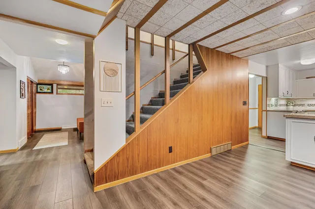 $468,500 | 633 11th Street Southeast, Owatonna, MN 55060