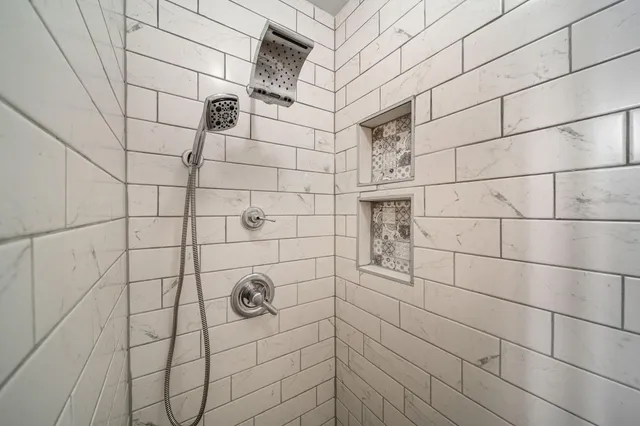 $468,500 | 633 11th Street Southeast, Owatonna, MN 55060