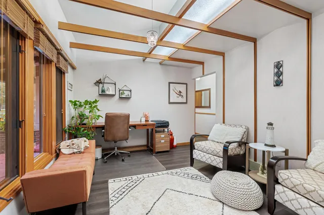 $468,500 | 633 11th Street Southeast, Owatonna, MN 55060