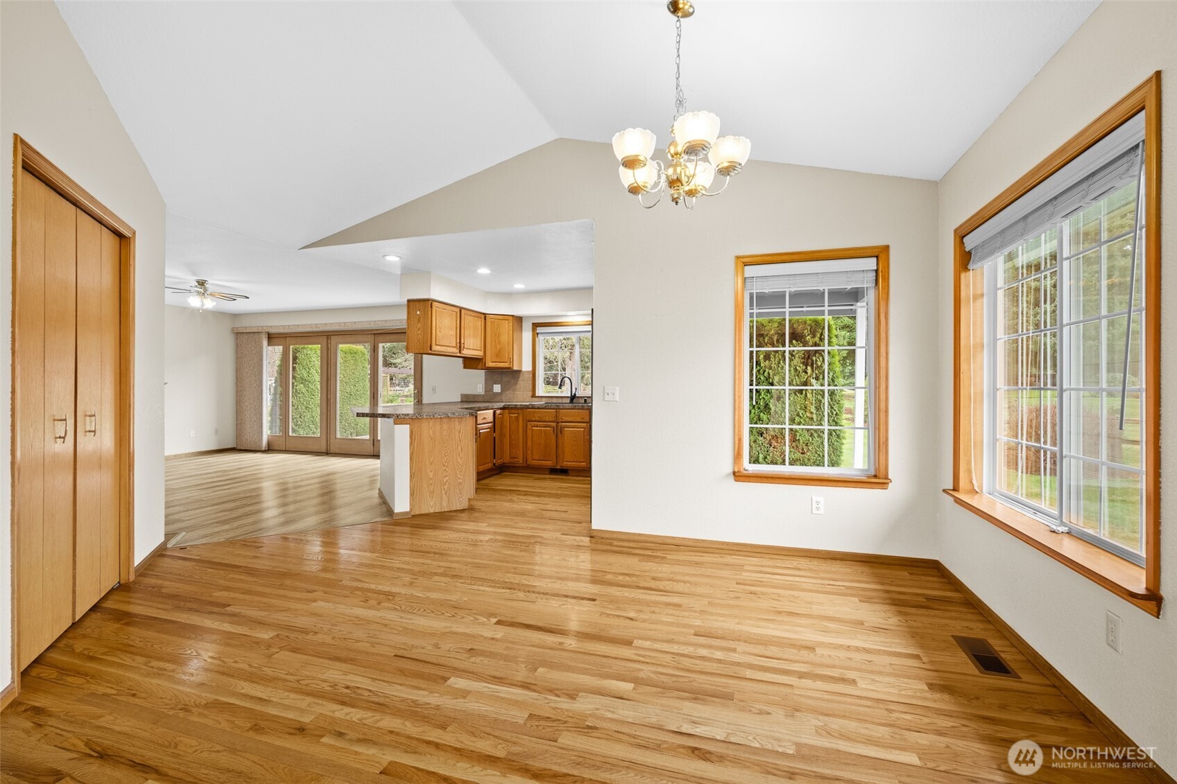 6849 Raspberry Dr. Everson, WA 98247 - Photo 8 of 38