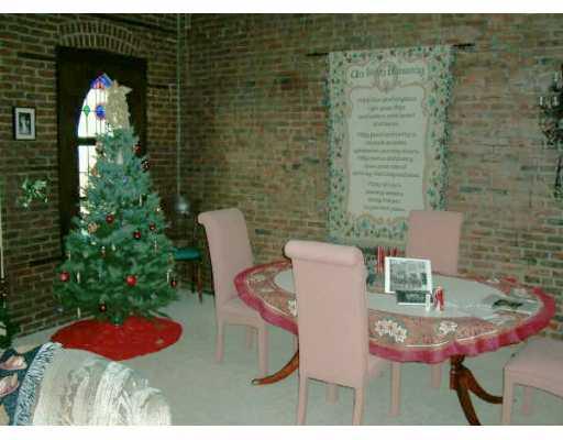 423 South Monroe Street Butler, PA 16001 - Photo 4 of 8 Gallery Image 4