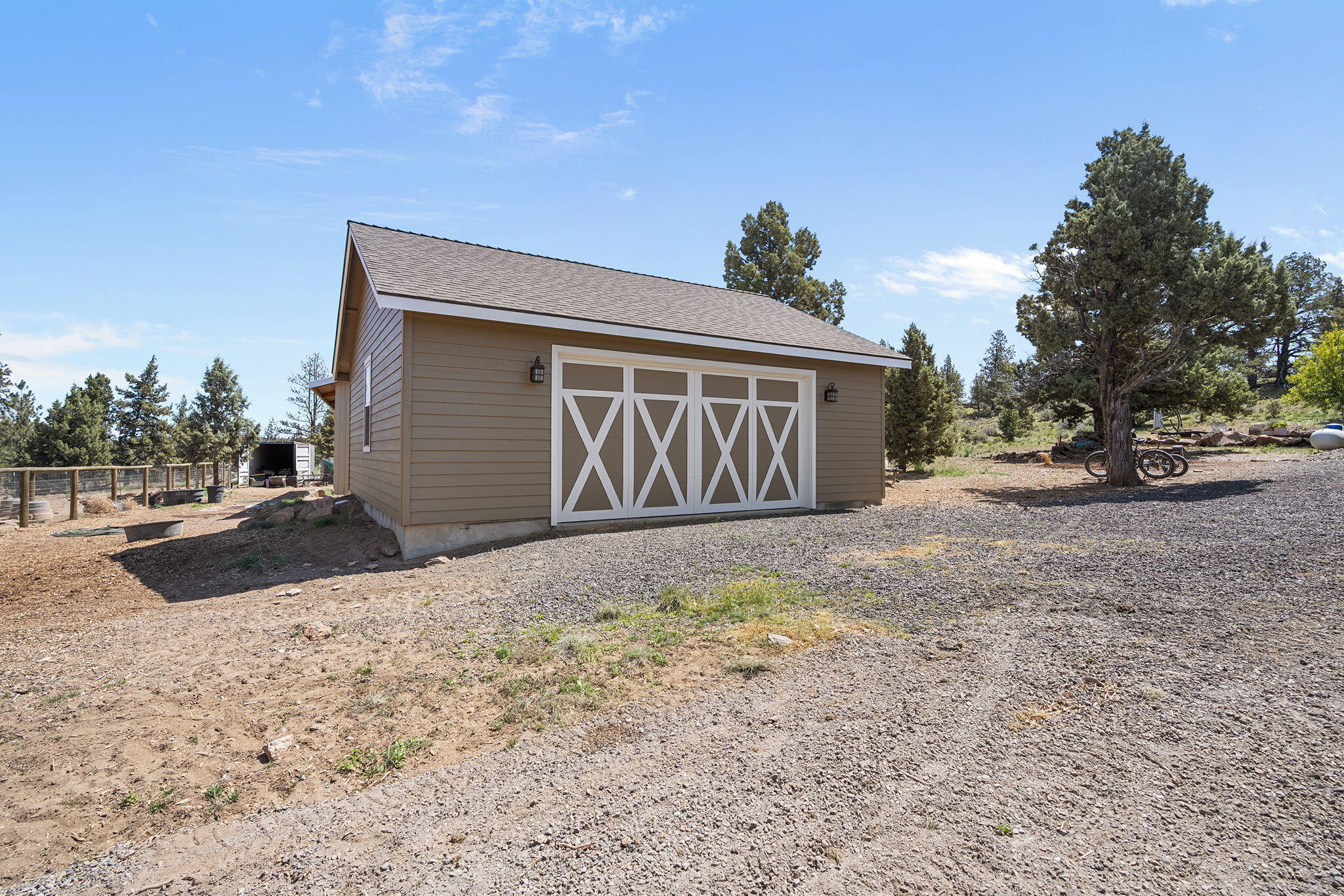 68050 Fryrear Road Sisters, OR 97759 - Photo 43 of 56 43-web-or-mls-_DSC5442
