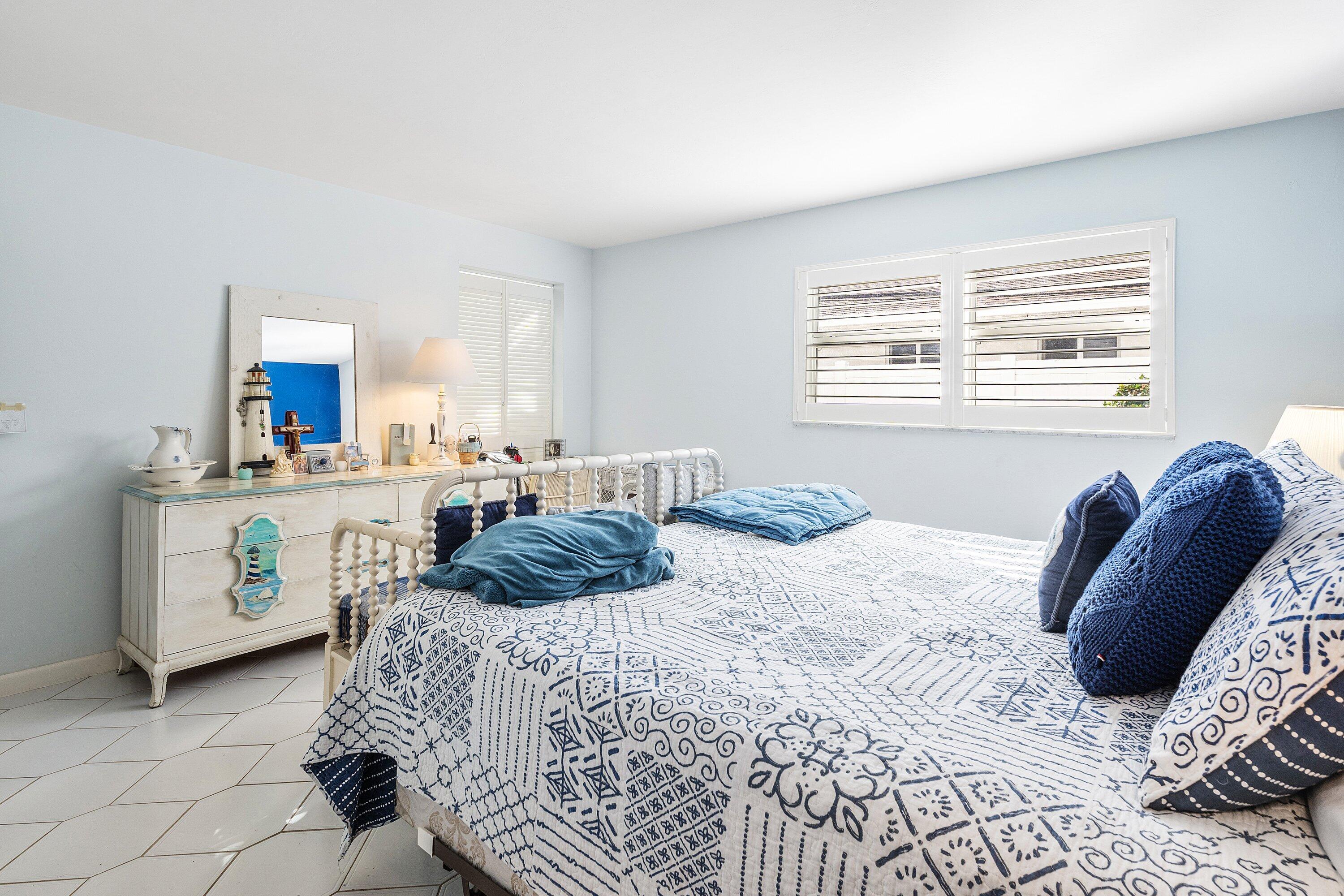 5505 North Ocean Boulevard, Unit 8103 Ocean Ridge, FL 33435 - Photo 8 of 15 013-5505NorthOceanBoulevard-Unit8103-Oce