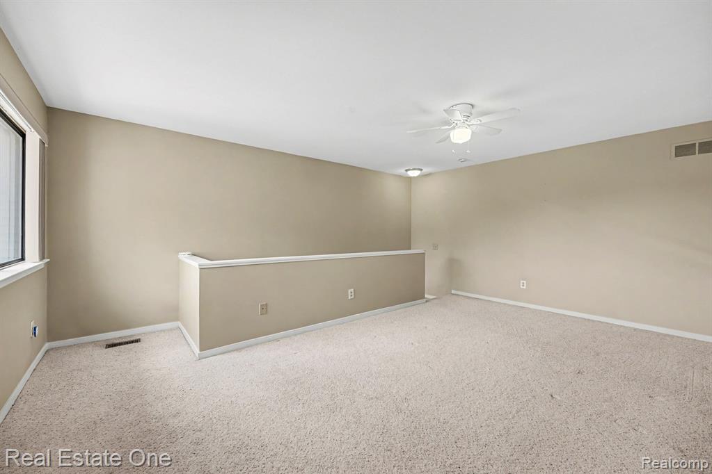 701 Charing Court Rochester, MI 48307 - Photo 19 of 26