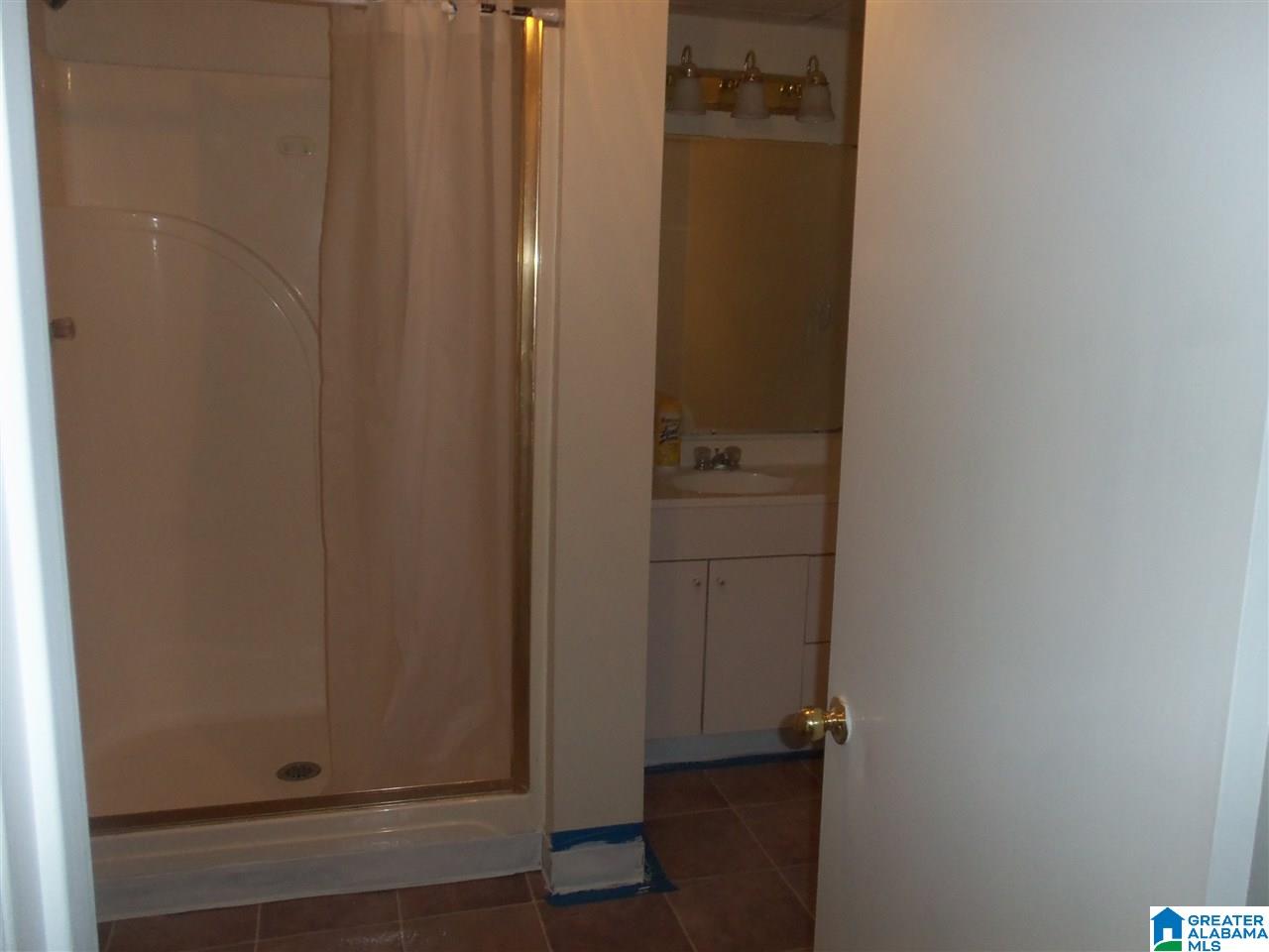 1300 Valley Trail Warrior, AL 35180 - Photo 27 of 39