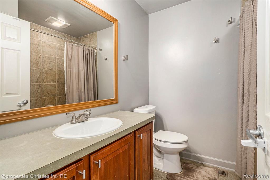 5083 North Georgetown Road Grand Blanc, MI 48439 - Photo 18 of 26 Gallery Image 18