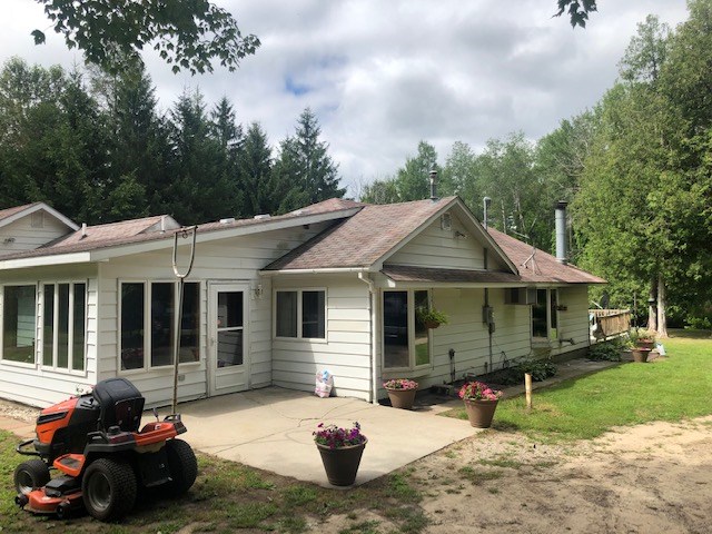8129 Riley Road Farwell, MI 48622 - Photo 2 of 40 1877842-1.JPG