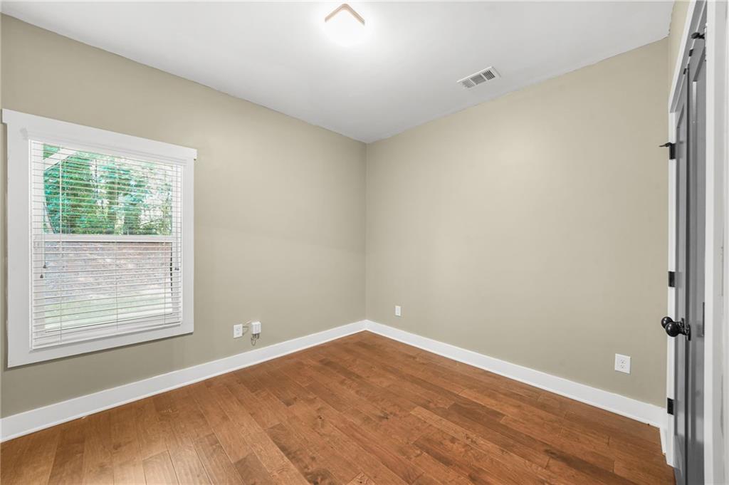 1490 Addison Place Decatur, GA 30033 - Photo 10 of 53 Gallery Image 10
