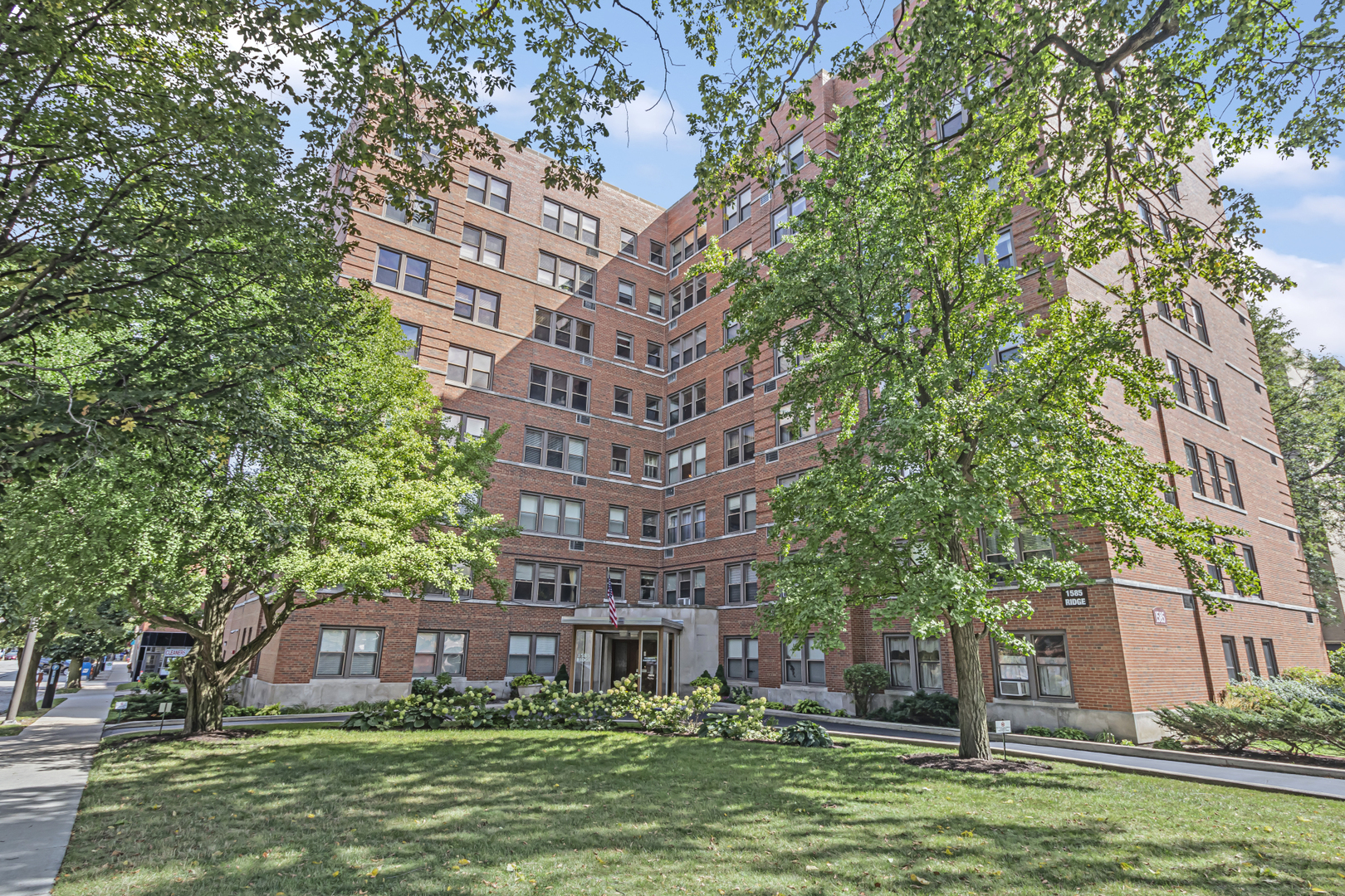 1585 Ridge Avenue, Unit 502 Evanston, IL 60201 - Photo 1 of 26
