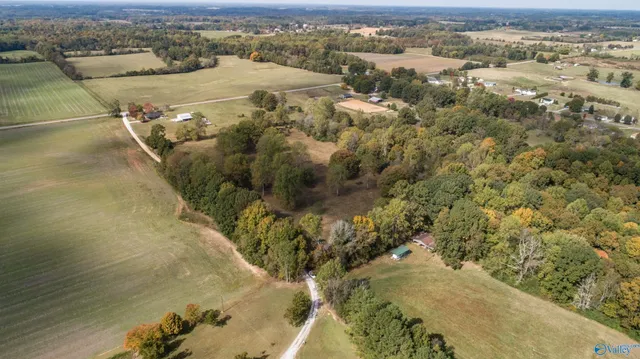 $195,500 | 1 Teddy White Road, Lexington, AL 35648