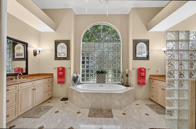 $20,000 | 8381 Egret Lakes Lane, West Palm Beach, FL 33412