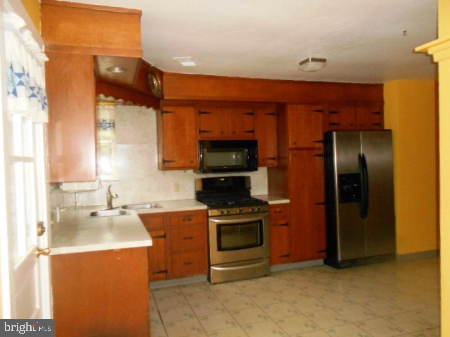 309 Beatty Road Media, PA 19063 - Photo 8 of 24 Kitchen