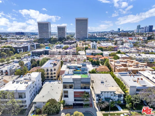 $945,000 | 1647 Veteran Avenue, Unit E, Los Angeles, CA 90024