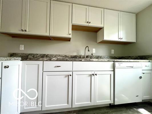 9011 South Pointe Ridge Lane, Unit 6 Bloomington, IN 47401 - Photo 6 of 23