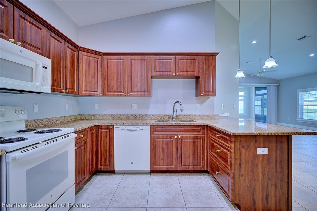 1617 Marble Street Sebring, FL 33870 - Photo 11 of 47