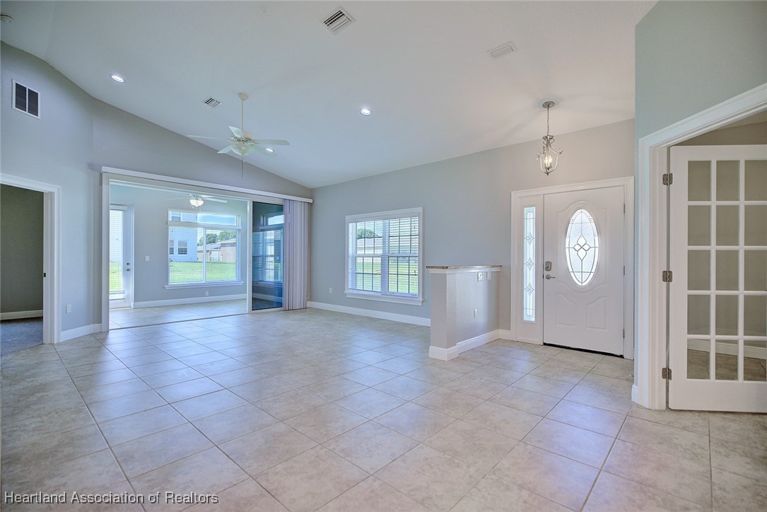 1617 Marble Street Sebring, FL 33870 - Photo 4 of 47