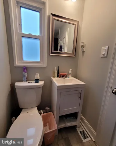 $3,000 | 302 Iris Road, Cherry Hill, NJ 08003