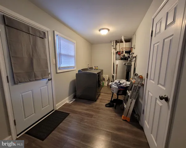 $3,000 | 302 Iris Road, Cherry Hill, NJ 08003