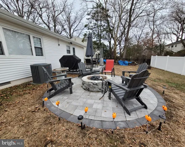$3,000 | 302 Iris Road, Cherry Hill, NJ 08003