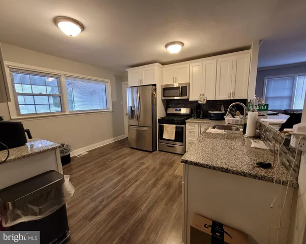 $3,000 | 302 Iris Road, Cherry Hill, NJ 08003