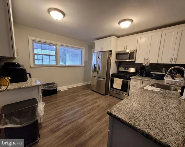 $3,000 | 302 Iris Road, Cherry Hill, NJ 08003