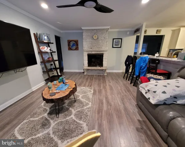 $3,000 | 302 Iris Road, Cherry Hill, NJ 08003