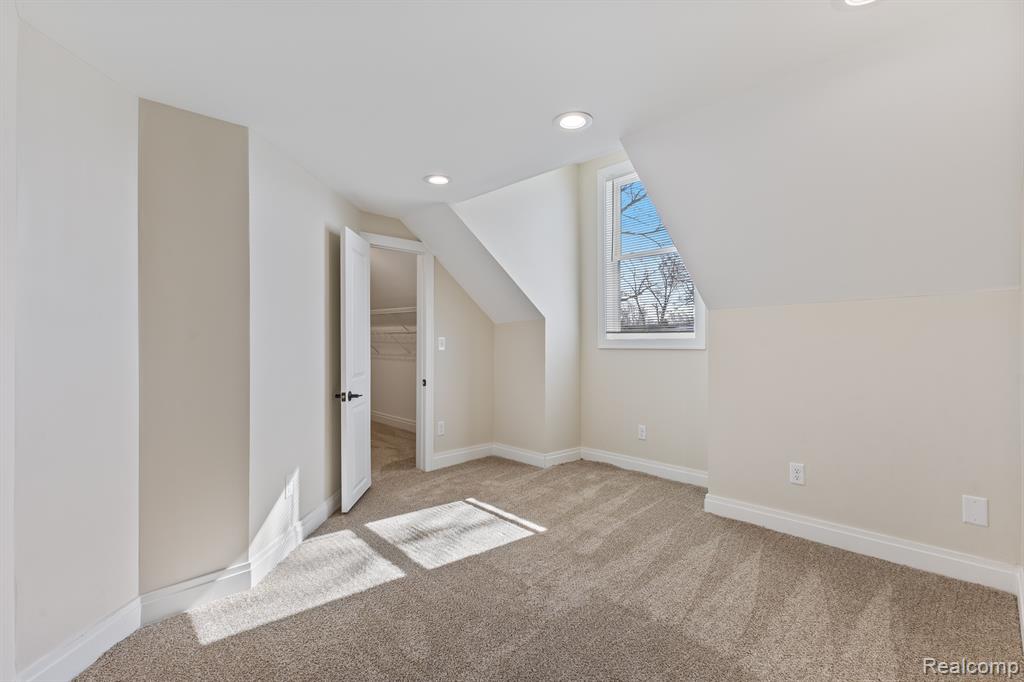 3518 Normandy Road Royal Oak, MI 48073 - Photo 36 of 45