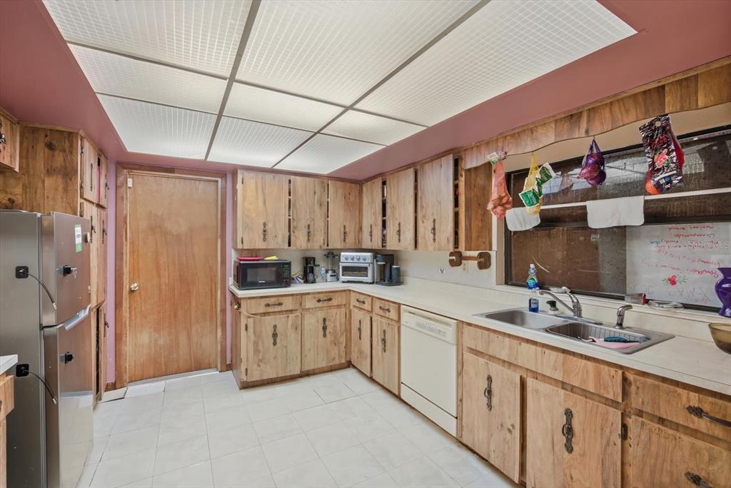 11510 Old Grade Road Polk City, FL 33868 - Photo 10 of 40