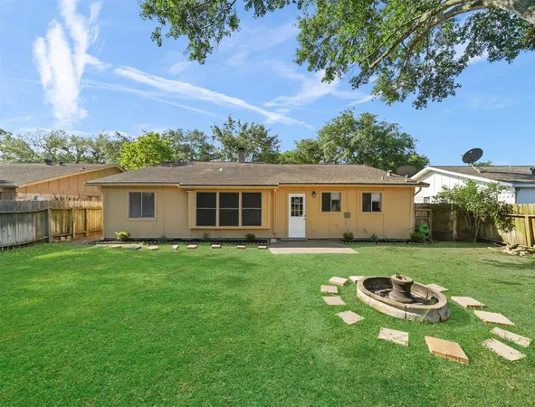 $1,795 | 22626 Leedstown Lane, Katy, TX 77449