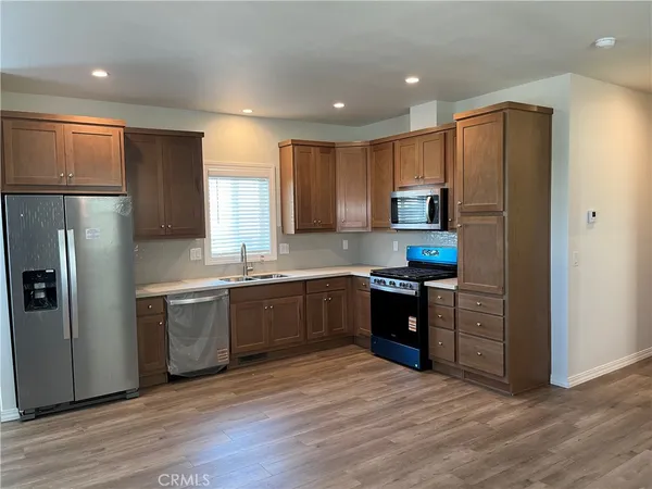 $229,900 | 301 East Foothill Boulevard, Unit 59, Pomona, CA 91767