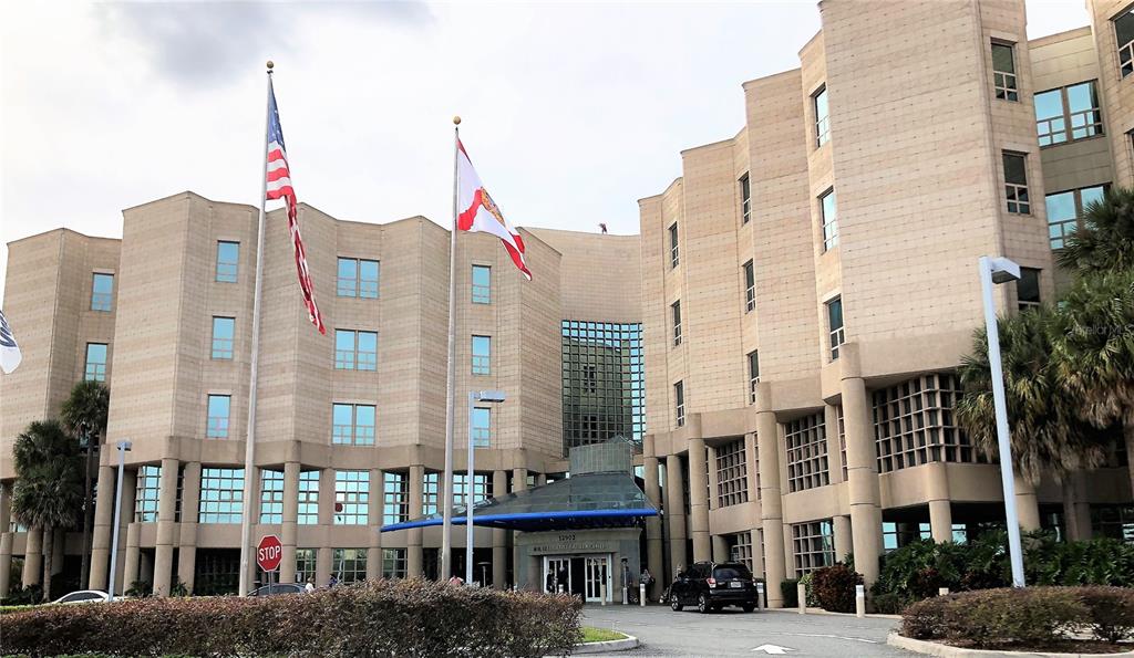 6101 Soaring Avenue Temple Terrace, FL 33617 - Photo 53 of 53 a front view of a multi story building