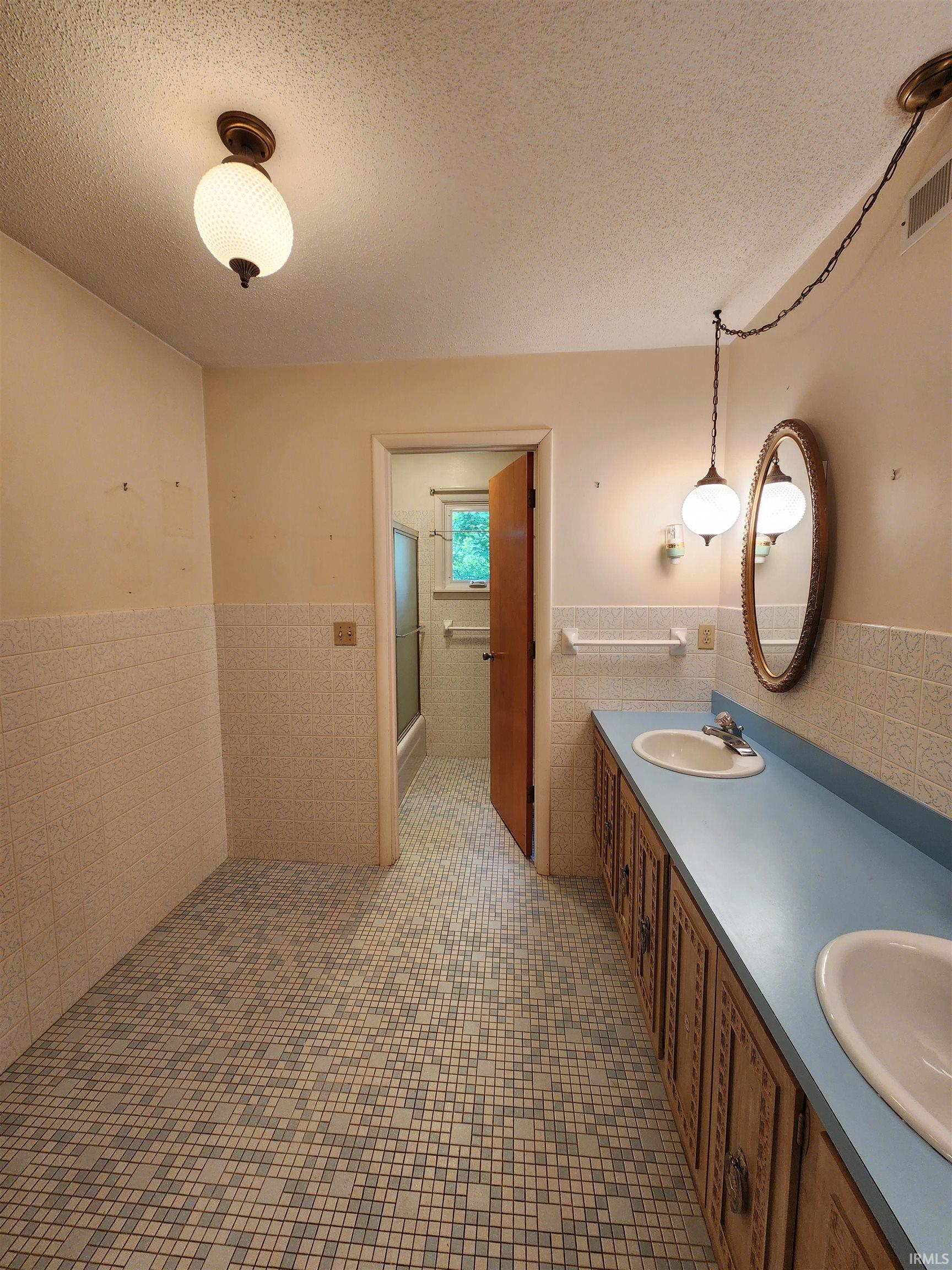 7300 West Nixon Road Yorktown, IN 47396 - Photo 23 of 38